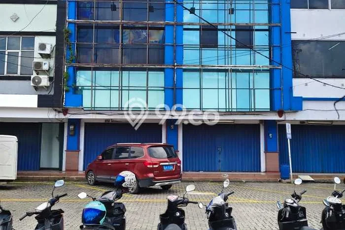 Unit Ruko Dijual di Medan Satria Bekasi Luas Tanah 125m2, Luas Bangunan 500m2 Unit Ruko Dijual di Medan Satria Bekasi Luas Tanah 125m2, Luas Bangunan 500m2