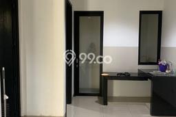 Disewakan! Rumah 2 Kamar Tidur &
1 Kamar Mandi di Semanan, Jakarta Barat Disewakan! Rumah 2 Kamar Tidur &
1 Kamar Mandi di Semanan, Jakarta Barat