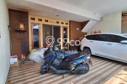 Rumah Modern 4 KT di Poris Tangerang Semi Furnished Rumah Modern 4 KT di Poris Tangerang Semi Furnished