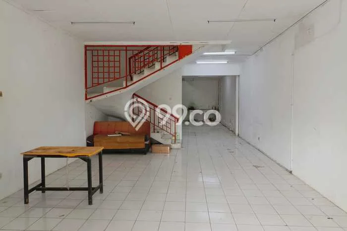 Ruko untuk Disewa di Pusat Tangerang Luas Bangunan 160m2 Ruko untuk Disewa di Pusat Tangerang Luas Bangunan 160m2