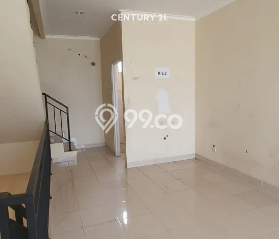 LOKASI BISNIS! Ruko Disewakan Kawasan Jababeka, Luas 122m2m², Area Strategis, Ready Usaha LOKASI BISNIS! Ruko Disewakan Kawasan Jababeka, Luas 122m2m², Area Strategis, Ready Usaha