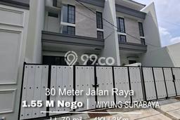 Rumah Modern Minimalis 4 Kamar Bisa Langsung Pindah di Wiyung Rumah Modern Minimalis 4 Kamar Bisa Langsung Pindah di Wiyung