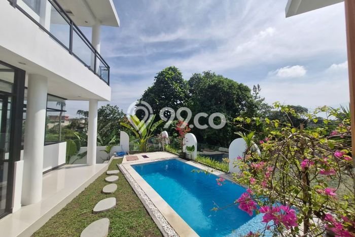 For Sale Vila di Kuta Utara, Dimensi 225m2m², Area Asri For Sale Vila di Kuta Utara, Dimensi 225m2m², Area Asri