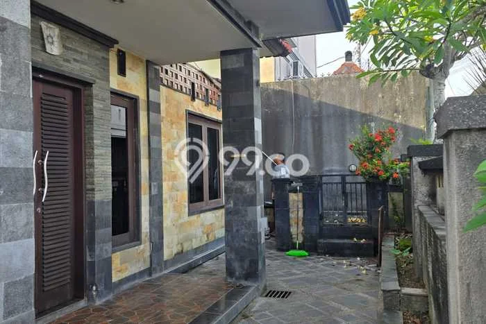 Rumah Cantik Siap Huni Di Kuta Utara Luas 200m2 Aman Rumah Cantik Siap Huni Di Kuta Utara Luas 200m2 Aman