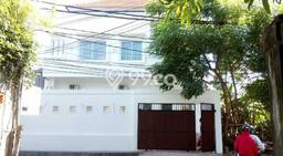 Rumah Sewa Denpasar LT 200m2 LB 150m2 Area Sanur Rumah Sewa Denpasar LT 200m2 LB 150m2 Area Sanur