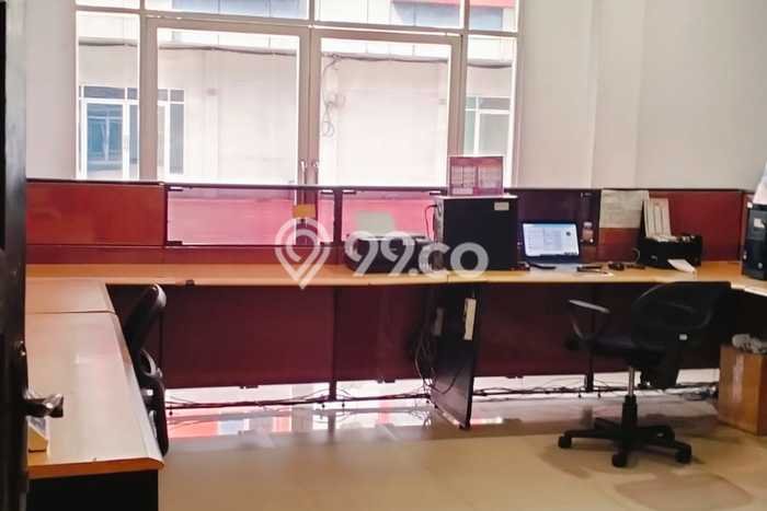 Unit Ruko disewakan di Medan Amplas Medan dengan LT 433m2 / LB 511m2 Unit Ruko disewakan di Medan Amplas Medan dengan LT 433m2 / LB 511m2