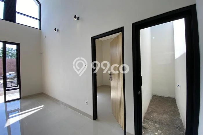 Rumah Luas Asri 2 KT Siap Huni di Karanganyar Surakarta Rumah Luas Asri 2 KT Siap Huni di Karanganyar Surakarta