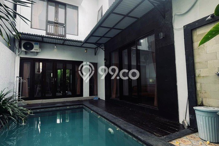 SPECIAL LISTING! Rumah area Kerobokan, 3 KM, Akses Fasilitas, Luas 140m2m² Bangunan 118m2m² SPECIAL LISTING! Rumah area Kerobokan, 3 KM, Akses Fasilitas, Luas 140m2m² Bangunan 118m2m²
