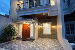 For Sale Rumah 3 Kamar Lokasi Strategis Nyaman dan Strategis di Jagakarsa For Sale Rumah 3 Kamar Lokasi Strategis Nyaman dan Strategis di Jagakarsa