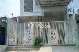 Lokasi terbaik! Rumah siap pakai dikontrakkan di Sambikerep LB 180m2 Lokasi terbaik! Rumah siap pakai dikontrakkan di Sambikerep LB 180m2