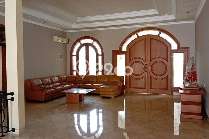 Hunian Bagus Disewakan di Permata Hijau, Jakarta Selatan LT 570m2, LB 500m2 Hunian Bagus Disewakan di Permata Hijau, Jakarta Selatan LT 570m2, LB 500m2