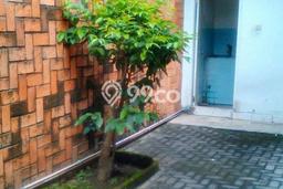Ready to Use! Luxury House LT 400m2 Desain Elegan di Raya Darmo Ready to Use! Luxury House LT 400m2 Desain Elegan di Raya Darmo