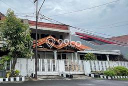 Rumah Modern Cantik 3 Kamar Bisa Langsung Pindah di Rungkut Rumah Modern Cantik 3 Kamar Bisa Langsung Pindah di Rungkut
