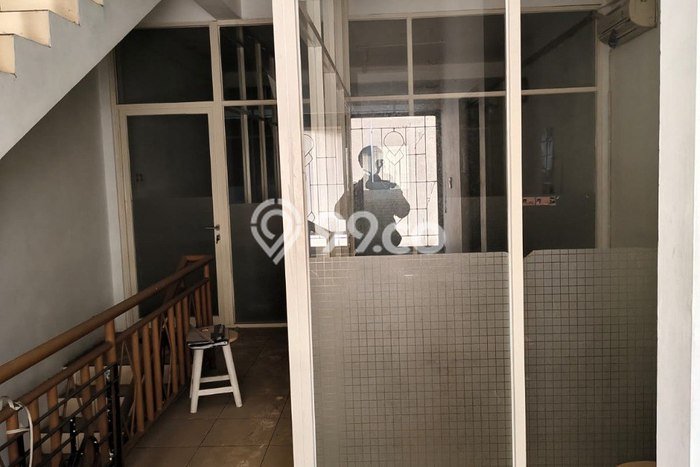 Ruko disewakan lokasi strategis Surabaya Kota Surabaya 300m2 Ruko disewakan lokasi strategis Surabaya Kota Surabaya 300m2