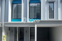 For Sale Rumah 3 Kamar Lokasi Ideal Nyaman dan Strategis di Cipayung For Sale Rumah 3 Kamar Lokasi Ideal Nyaman dan Strategis di Cipayung