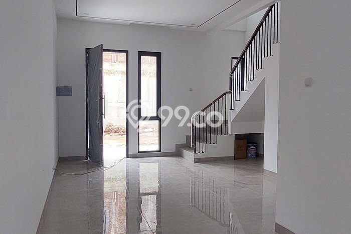 Jual Rumah Eksklusif 3 KT di Cilangkap, Jakarta Timur Jual Rumah Eksklusif 3 KT di Cilangkap, Jakarta Timur