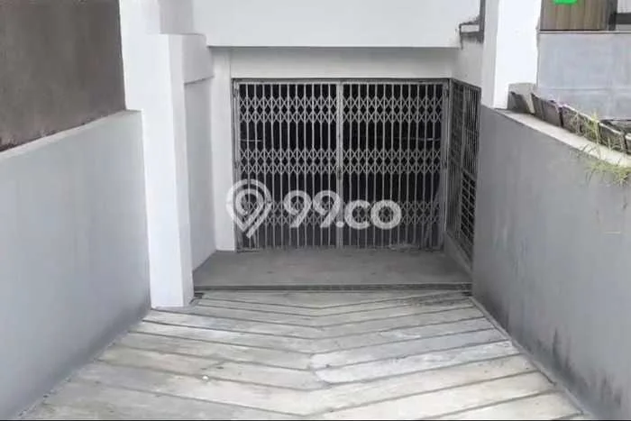 Ruko untuk disewa di Denpasar Barat punya LT 250m2 & LB 666m2 harga sewa kompetitif Ruko untuk disewa di Denpasar Barat punya LT 250m2 & LB 666m2 harga sewa kompetitif
