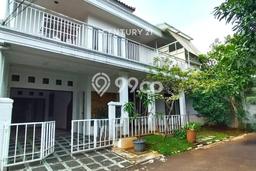 Rumah Elit LB 340m2 Siap Huni Desain Elegan di Bintaro, Tangerang Selatan Rumah Elit LB 340m2 Siap Huni Desain Elegan di Bintaro, Tangerang Selatan