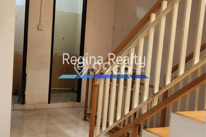 Rumah Elit Modern Siap Huni di Kemanggisan Jakarta Barat Rumah Elit Modern Siap Huni di Kemanggisan Jakarta Barat