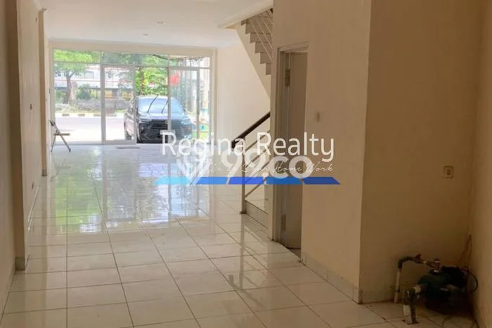 Ruko Bagus Dijual LB 170m2 Lokasi Strategis Jakarta Selatan Area Cocok untuk Berbisnis Ruko Bagus Dijual LB 170m2 Lokasi Strategis Jakarta Selatan Area Cocok untuk Berbisnis
