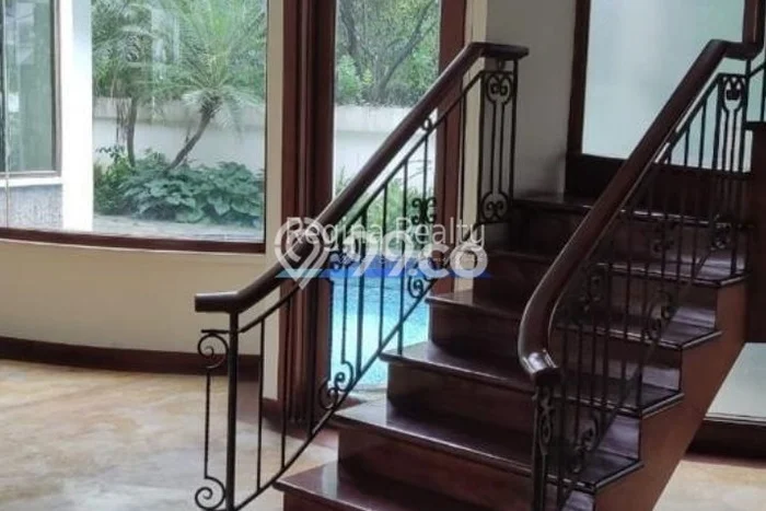 Jual Rumah Mewah Megah Dengan View Cantik di patra kuningan, Jakarta Selatan Jual Rumah Mewah Megah Dengan View Cantik di patra kuningan, Jakarta Selatan
