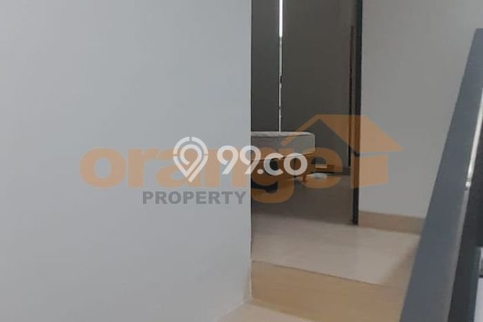 Disewakan! Rumah 3 Kamar Tidur &
2 Kamar Mandi di Legenda Wisata, Jakarta Timur Disewakan! Rumah 3 Kamar Tidur &
2 Kamar Mandi di Legenda Wisata, Jakarta Timur
