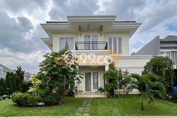 Ready to Use! Premium House LT 286m2 Desain Modern di Kota Wisata Ready to Use! Premium House LT 286m2 Desain Modern di Kota Wisata