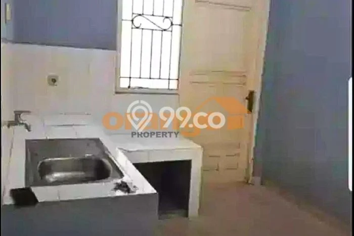 Disewakan! Rumah 2 Kamar Tidur &
1 Kamar Mandi di Kota Wisata, Jakarta Timur Disewakan! Rumah 2 Kamar Tidur &
1 Kamar Mandi di Kota Wisata, Jakarta Timur