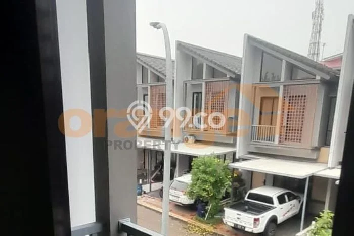 Disewakan! Rumah 3 Kamar Tidur &
2 Kamar Mandi di Legenda Wisata, Jakarta Timur Disewakan! Rumah 3 Kamar Tidur &
2 Kamar Mandi di Legenda Wisata, Jakarta Timur