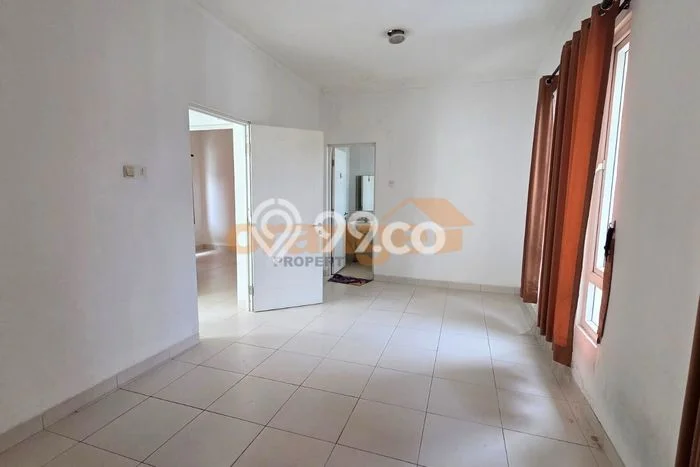 Rumah Kontrakan Jakarta Timur LT 144m2 LB 110m2 Area Kota Wisata Rumah Kontrakan Jakarta Timur LT 144m2 LB 110m2 Area Kota Wisata
