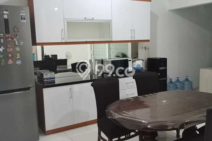 Rumah sewa siap pakai 4 Kamar Tidur di Cibubur, Jakarta Timur Rumah sewa siap pakai 4 Kamar Tidur di Cibubur, Jakarta Timur