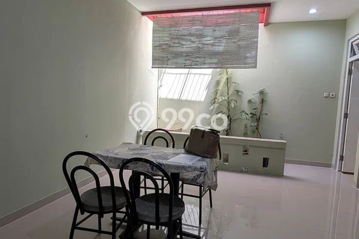 Rumah Sewa Jakarta Timur LT 90m2 LB 120m2 Area Citra Grand Rumah Sewa Jakarta Timur LT 90m2 LB 120m2 Area Citra Grand
