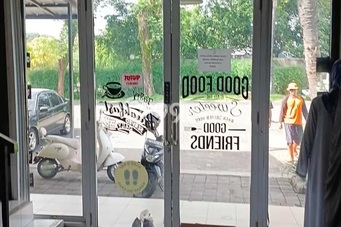 Ruko Dijual di Bekasi LT 72m2 & LB 85m2 Lokasi Terbaik! Ruko Dijual di Bekasi LT 72m2 & LB 85m2 Lokasi Terbaik!