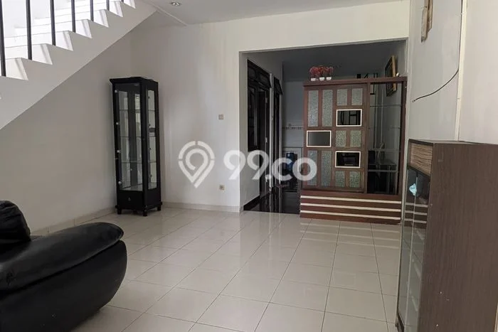 Disewakan Rumah Harga Terjangkau di Cibubur Bekasi dengan 3 Kamar Tidur Disewakan Rumah Harga Terjangkau di Cibubur Bekasi dengan 3 Kamar Tidur