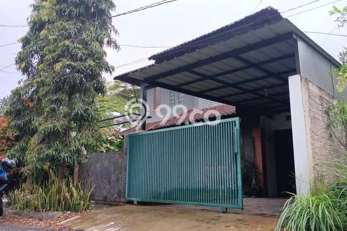 Rumah Luxury Modern Siap Huni di Setiabudi Bandung Rumah Luxury Modern Siap Huni di Setiabudi Bandung
