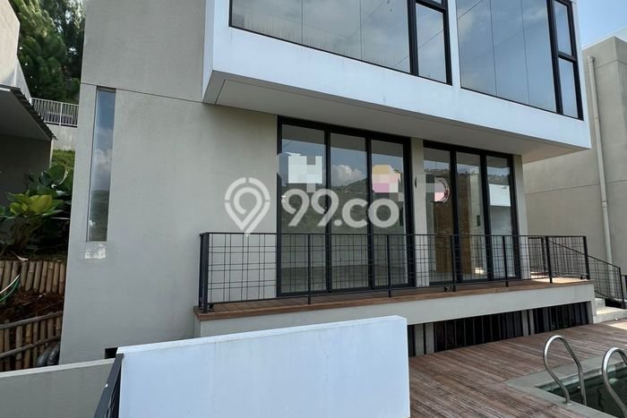 Jual Rumah Luas Megah Dengan View Cantik di Dago Pakar, Bandung Jual Rumah Luas Megah Dengan View Cantik di Dago Pakar, Bandung