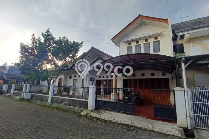Jual Rumah Luas Megah Dengan View Cantik di Turangga, Bandung Jual Rumah Luas Megah Dengan View Cantik di Turangga, Bandung