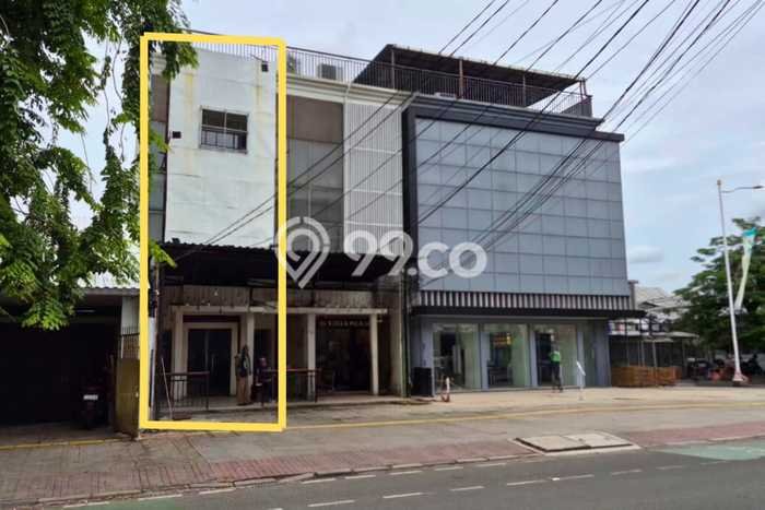 Ruko Disewa di Tebet, Jakarta Selatan, LT 99m2 / LB 243m2 Ruko Disewa di Tebet, Jakarta Selatan, LT 99m2 / LB 243m2