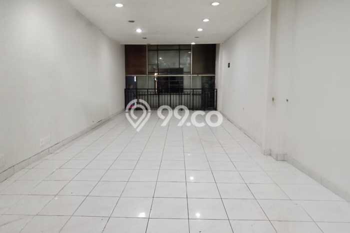 Ruko Disewa di Tebet, Jakarta Selatan, LT 99m2 / LB 243m2 Ruko Disewa di Tebet, Jakarta Selatan, LT 99m2 / LB 243m2