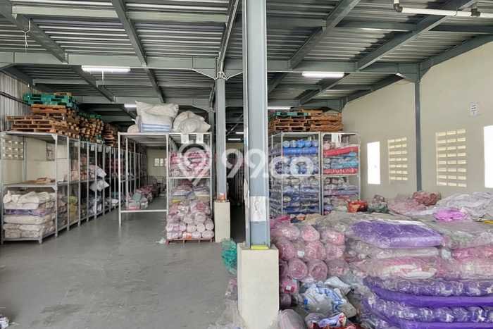 HARGA BERSAING! Gudang di Tarumajaya, Luas 2000m2m², Area Komersial HARGA BERSAING! Gudang di Tarumajaya, Luas 2000m2m², Area Komersial