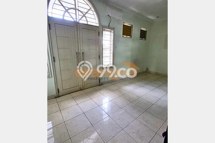 Rumah sewa siap pakai 5 Kamar Tidur di Citra Grand, Jakarta Timur Rumah sewa siap pakai 5 Kamar Tidur di Citra Grand, Jakarta Timur