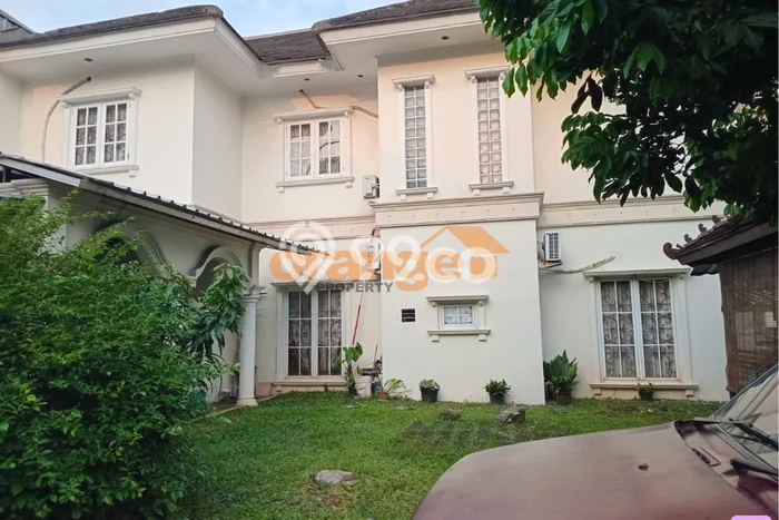Dijual Rumah Luas Elegan Dengan View Cantik di Kota Wisata, Jakarta Timur Dijual Rumah Luas Elegan Dengan View Cantik di Kota Wisata, Jakarta Timur