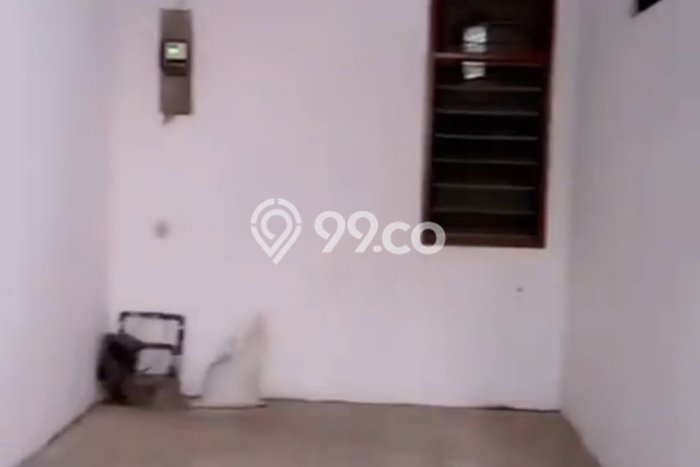 Lokasi strategis! Rumah siap huni dikontrakkan di Tambora LB 200m2 Lokasi strategis! Rumah siap huni dikontrakkan di Tambora LB 200m2