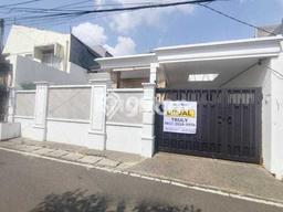 Dijual Rumah Mewah Elegan Dengan View Eksklusif di Pejompongan, Jakarta Pusat Dijual Rumah Mewah Elegan Dengan View Eksklusif di Pejompongan, Jakarta Pusat