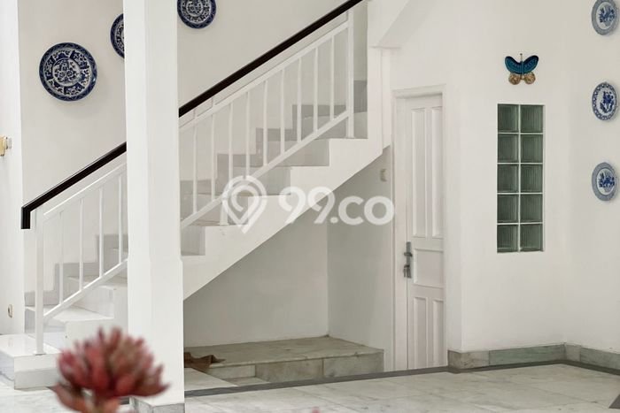 Dijual Rumah Premium dengan Fasilitas Sekitar Lengkap di Cinere, Depok Dijual Rumah Premium dengan Fasilitas Sekitar Lengkap di Cinere, Depok