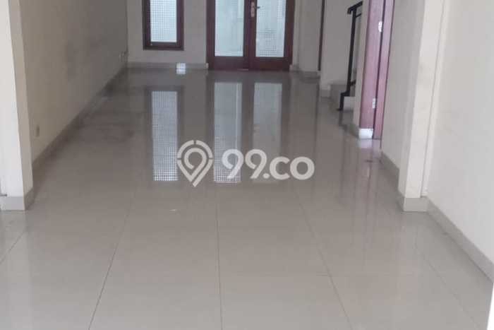 Rumah Elit LB 140m2 Siap Huni Desain Elegan di Pejompongan, Jakarta Pusat Rumah Elit LB 140m2 Siap Huni Desain Elegan di Pejompongan, Jakarta Pusat