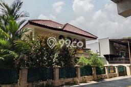Ready to Use! Premium House LT 430m2 Desain Elegan di Pulomas Ready to Use! Premium House LT 430m2 Desain Elegan di Pulomas