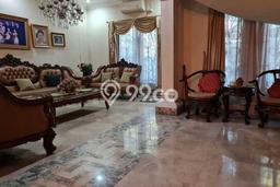Disewakan Rumah Strategis Harga Murah di Jakarta Timur Disewakan Rumah Strategis Harga Murah di Jakarta Timur
