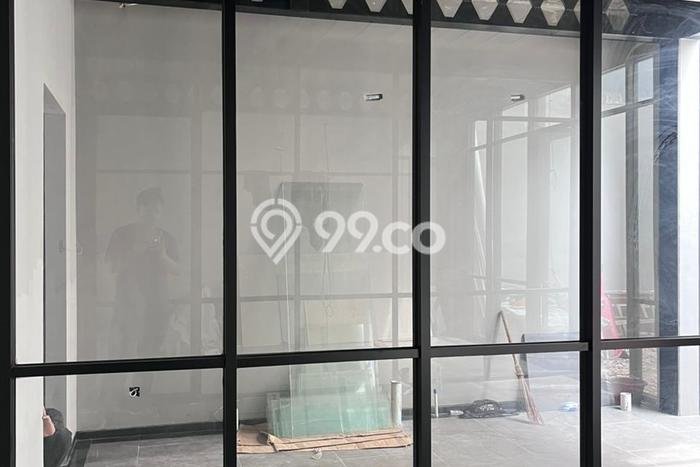 SENTRA BISNIS! Ruko Kawasan Cempaka Putih, Luas 300m2m², Lokasi Strategis SENTRA BISNIS! Ruko Kawasan Cempaka Putih, Luas 300m2m², Lokasi Strategis