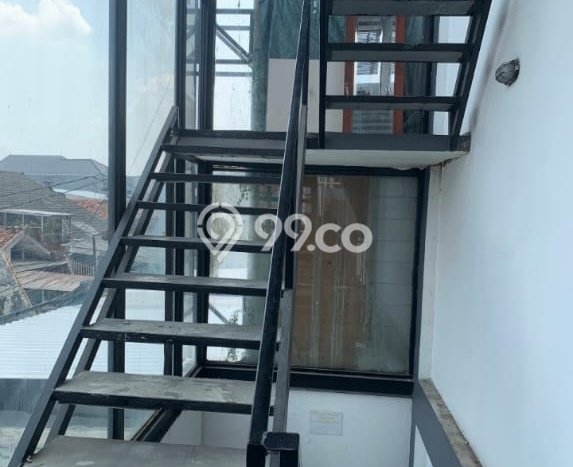 Dijual Kost Strategis di Tebet, Jakarta Selatan 24 KT, 24 KM, Luas Bangunan 490m2 Dijual Kost Strategis di Tebet, Jakarta Selatan 24 KT, 24 KM, Luas Bangunan 490m2